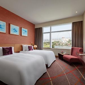 Deluxe Twin Room High Floor Executive Lounge access